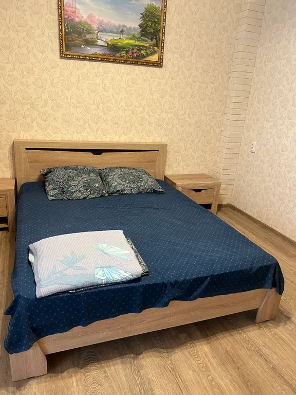 Этаж под ключ двухкомнатный с отдельным входом со своей терассой