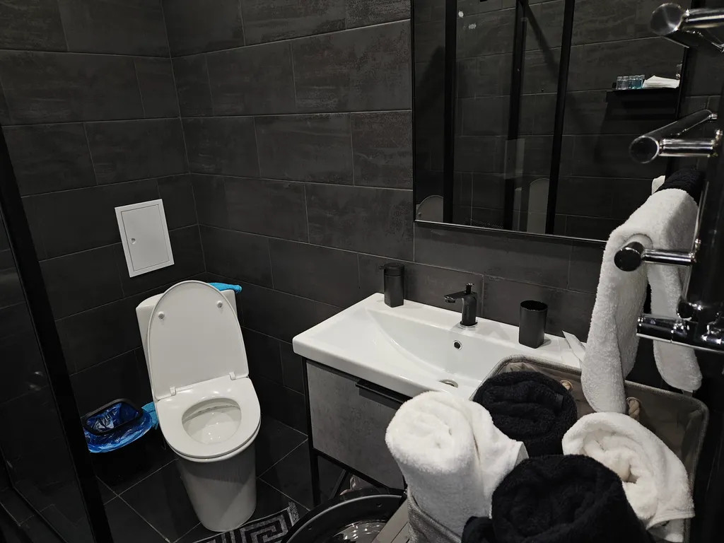 Уютная квартира в поселке Эльбрус с видом на горы и лес