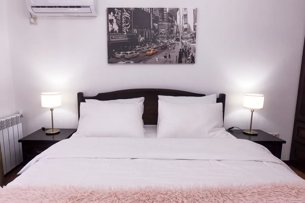 Двухэтажный дом с видом на горы