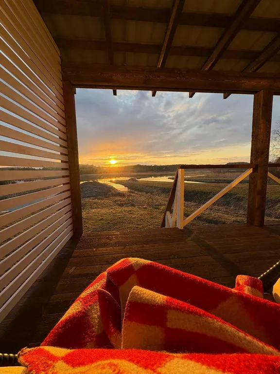 Уютный домик на берегу Ладожского озера с сауной и баней