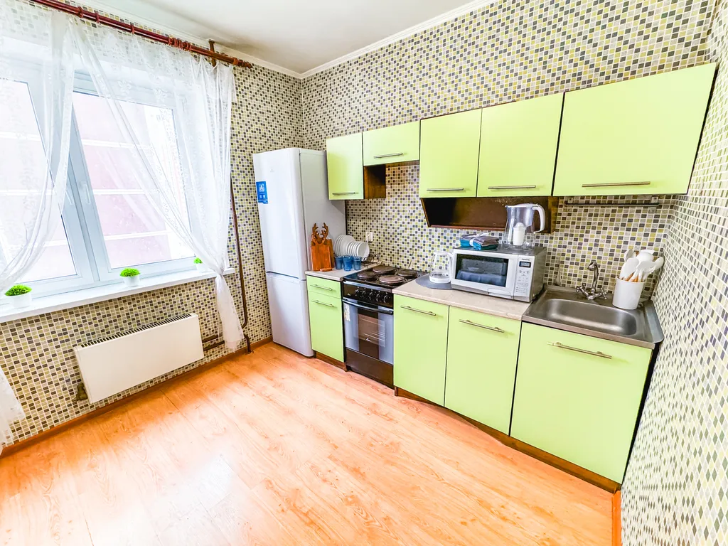 Квартира Просторная квартира с современным дизайном и мягкой мебелью — Лобня