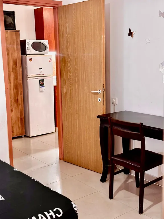 Красивая тихая уютная 2 ком квартира рядом с морем и парками Бат-яма