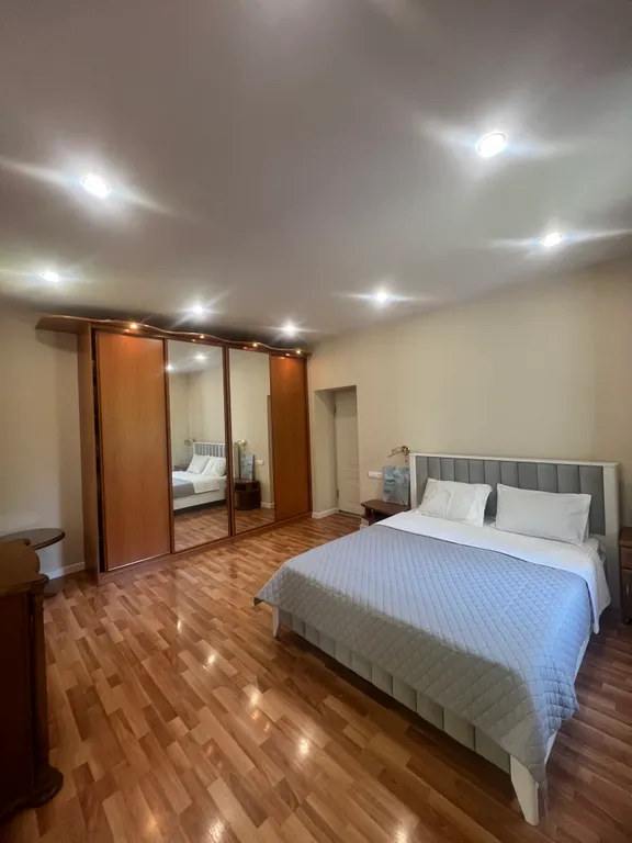 2-ая квартира в центре города с балконом