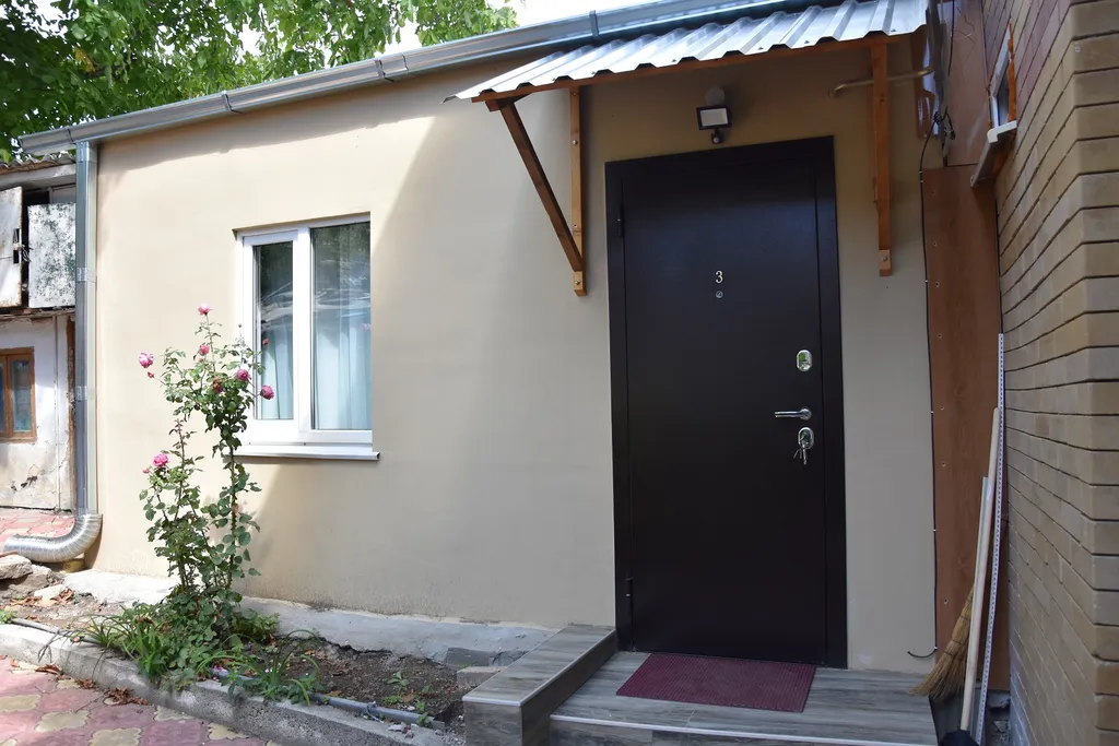 Эконом с диваном Прованс с индивидуальным отоплением