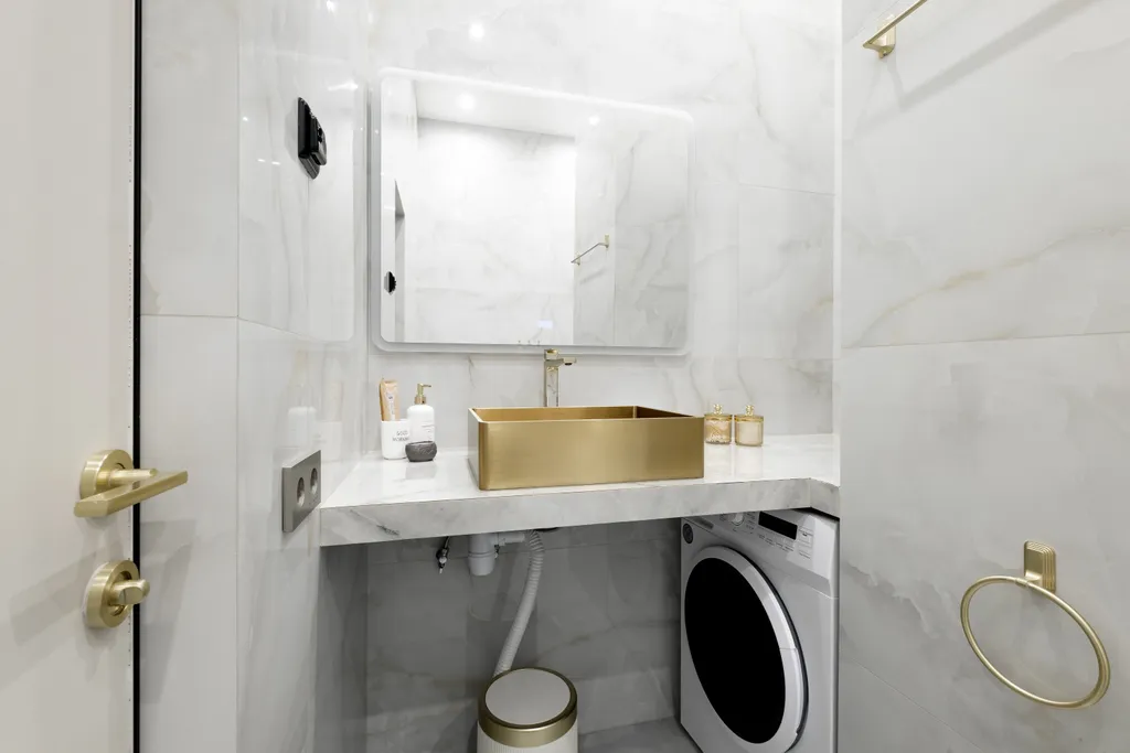 Пентхаус со спальней и ванной king-size