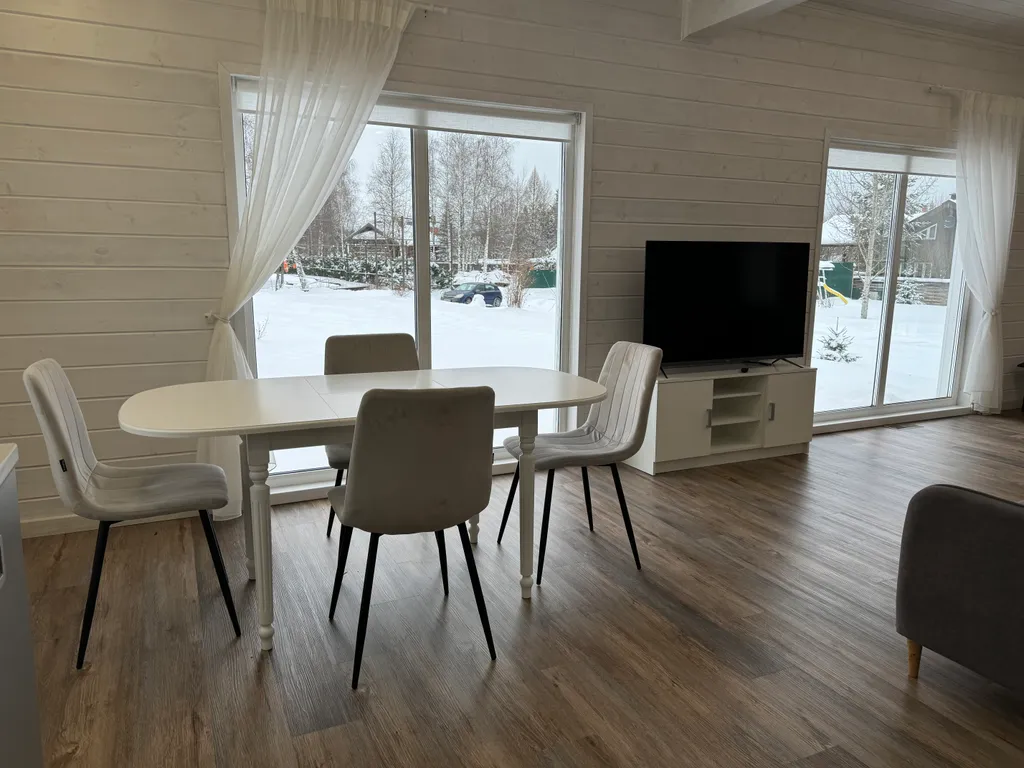 Выходные вдвоем в чудесном месте, бронируйте быстрее дом на берегу