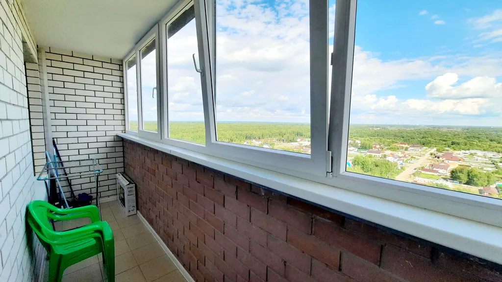 Апартаменты в новом доме в светлых тонах