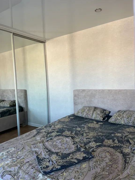 Трешка в самом центре