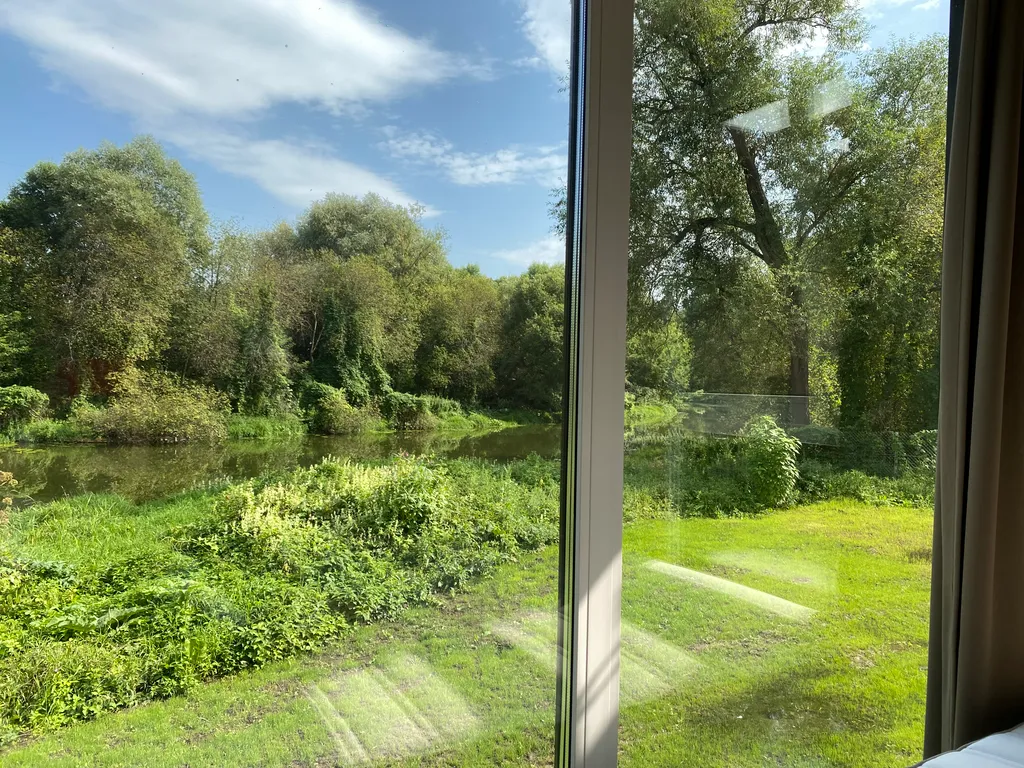 Коттедж Домик на берегу реки с сауной и горячей бочкой Фурако — Новый Быт