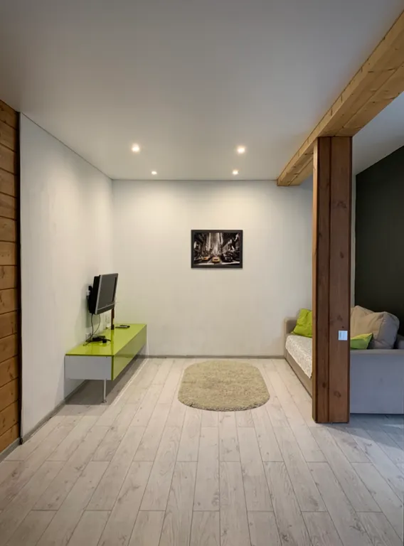 Дом на берегу реки