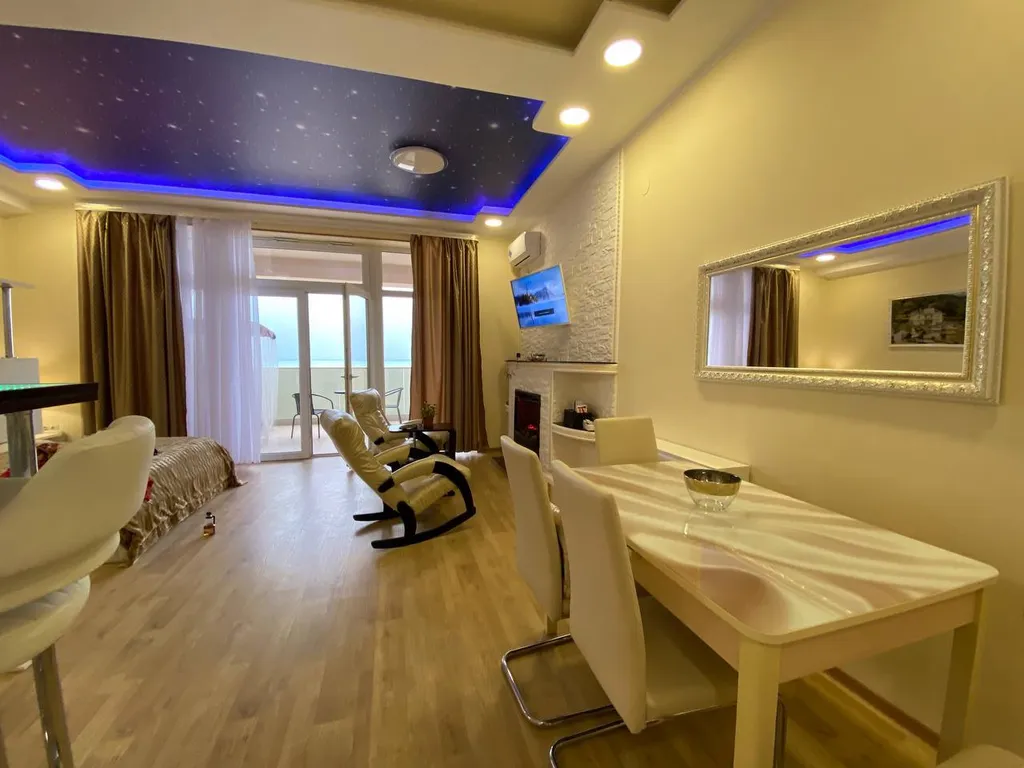 Апартамент с видом на море и звездным потолком Калифорникейшен