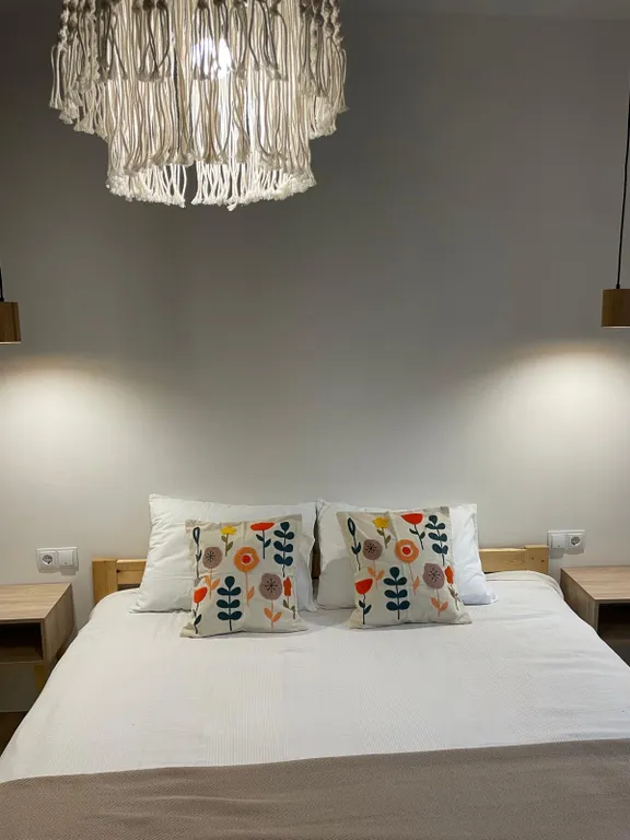 Квартира Уютная квартира в самом центре города,с видом на храм Христа Спасителя — Калининград