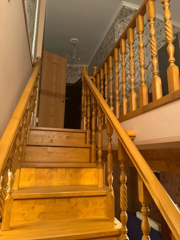 Дом у метро