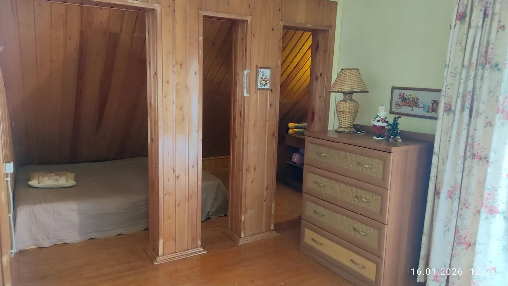 Уютный дом на опушке леса