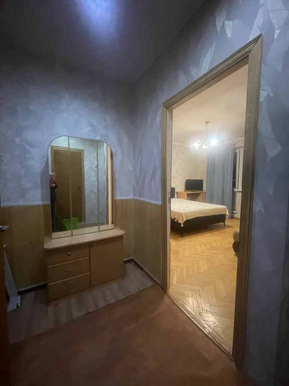 Минута от метро