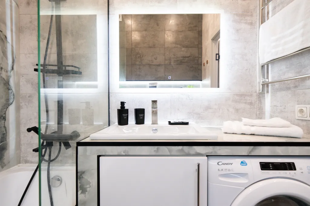 Студия на метро Прокшино