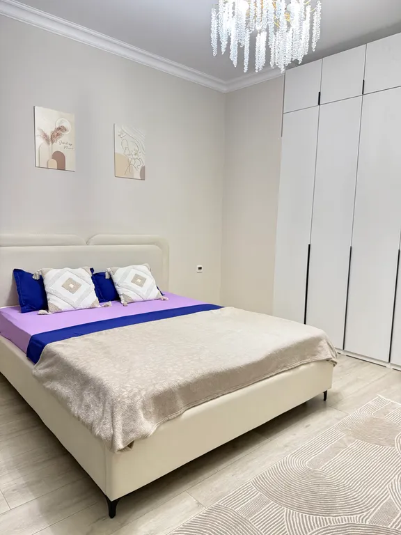 Уютная евротрешка квартира возле экспо