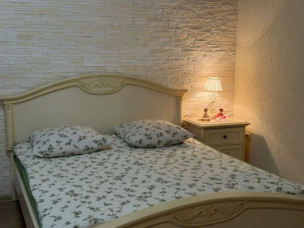 Однокомнатные апартаменты студия делюкс в центре у Торговых рядов