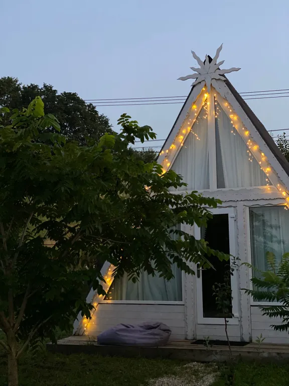 Коттедж Уютный домик A-Frame — аренда посуточно в Остров