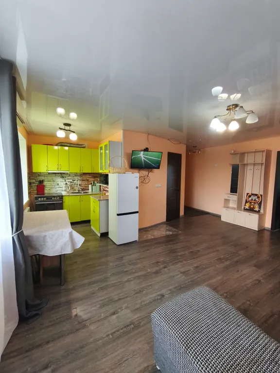 Квартира Уютная двухкомнатная квартира в центре города — Лесозаводск