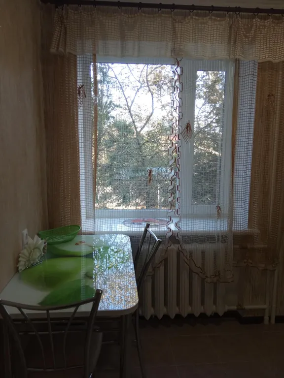 Уютная, чистая квартира — аренда посуточно в Саки