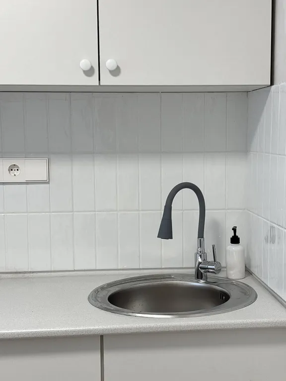 Современная светлая квартира с новым ремонтом