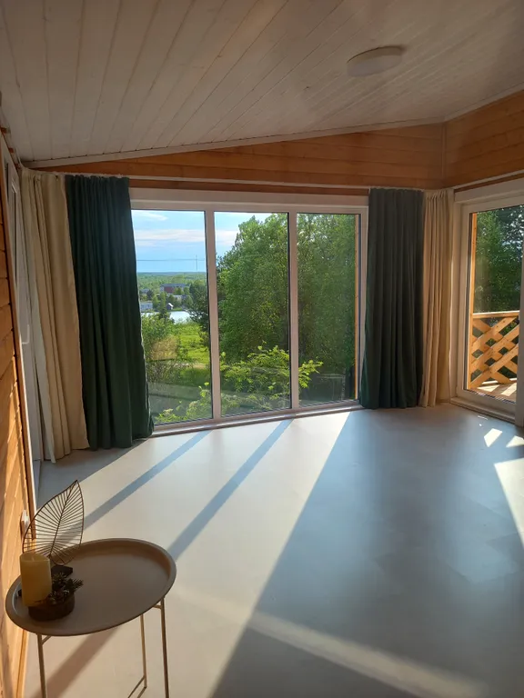 Коттедж Дом в окружении леса и скал — Мережнаволок