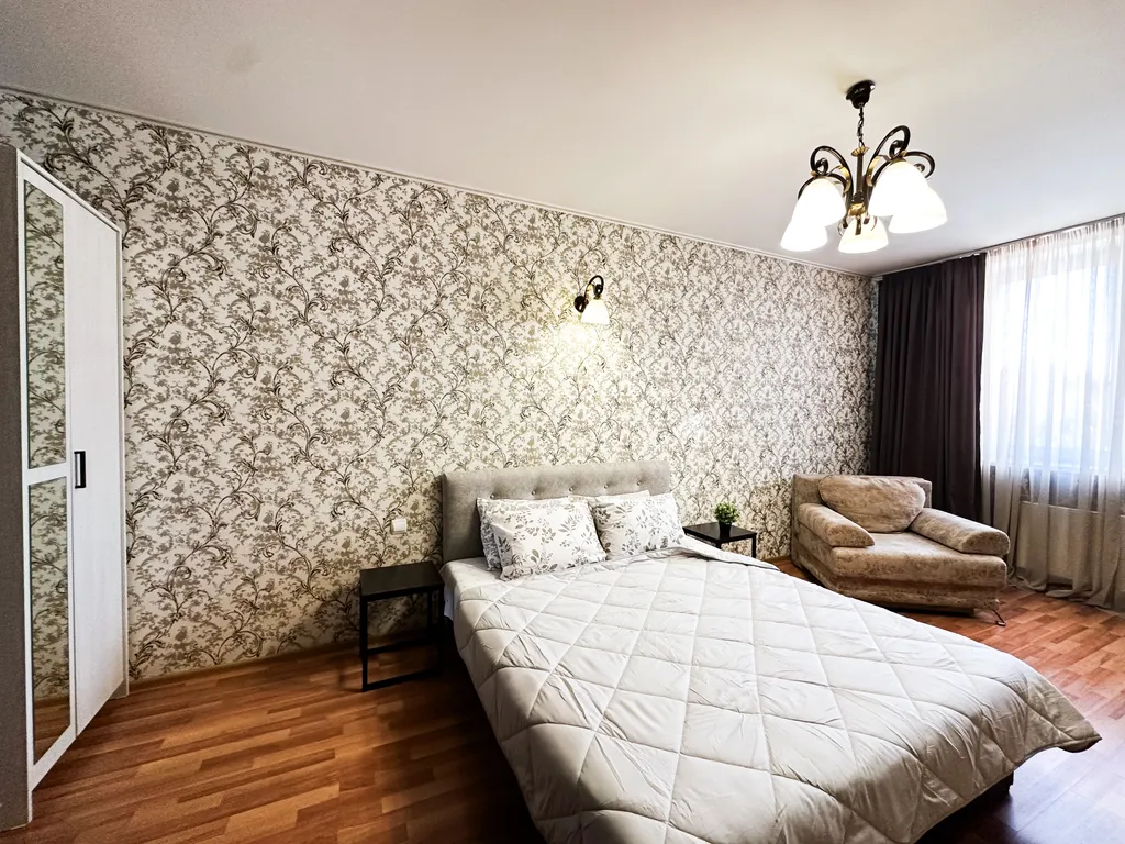 Квартира Квартира Северное сияние Уралмаш — Екатеринбург