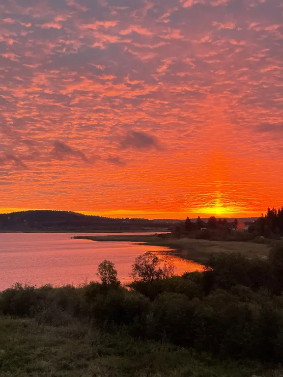 Дом с видом на озеро Кармаланьярви