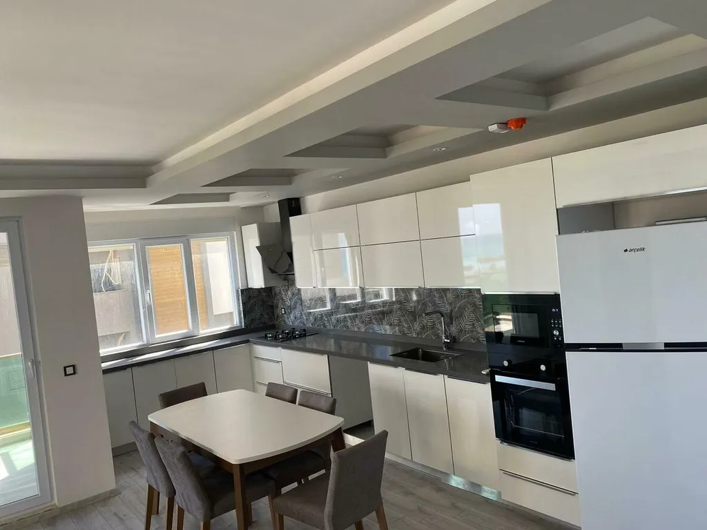 Квартира на 2 этаже с видом на море — аренда посуточно в Мерсин