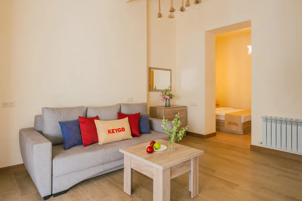 Квартира Апартаменты KeyGo #0040 рядом с церковью Святого Саркиса — аренда посуточно в Ереван