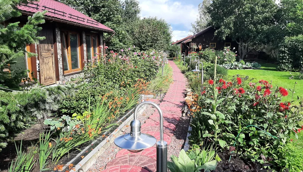 Уютный гостевой домик на берегу реки