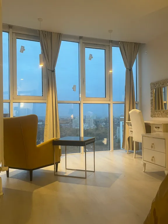 Чудесная квартира с панорамным видом на город