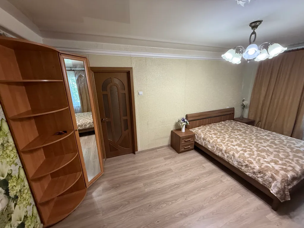 Тихая квартира у метро Звездная
