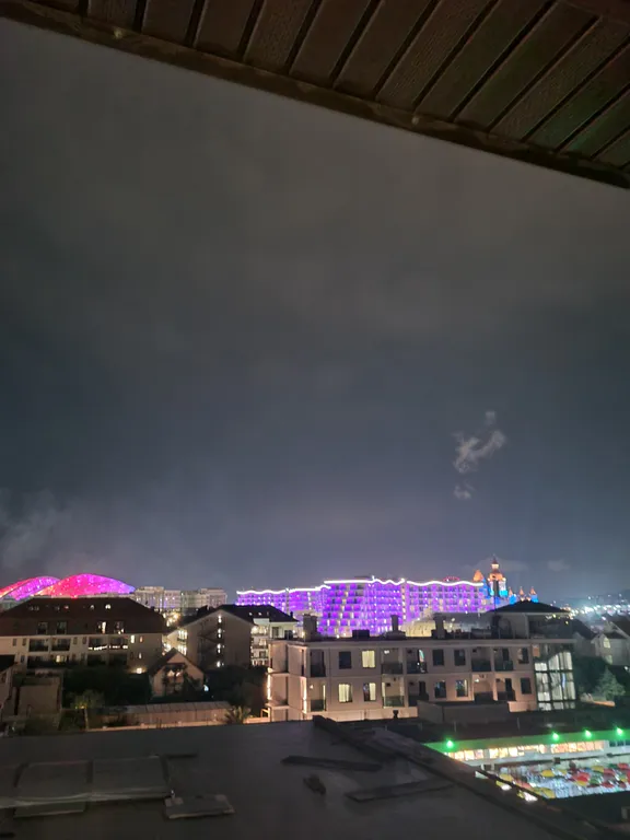 Просторная Видовая 3-х комнатная квартира у моря