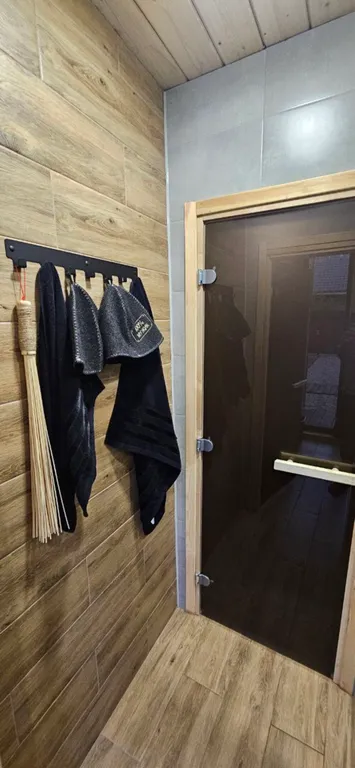 Уют6ый дом и баня, близи озера