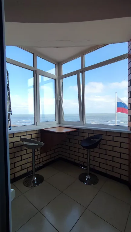 Квартира с евро-ремонтом и видом на море