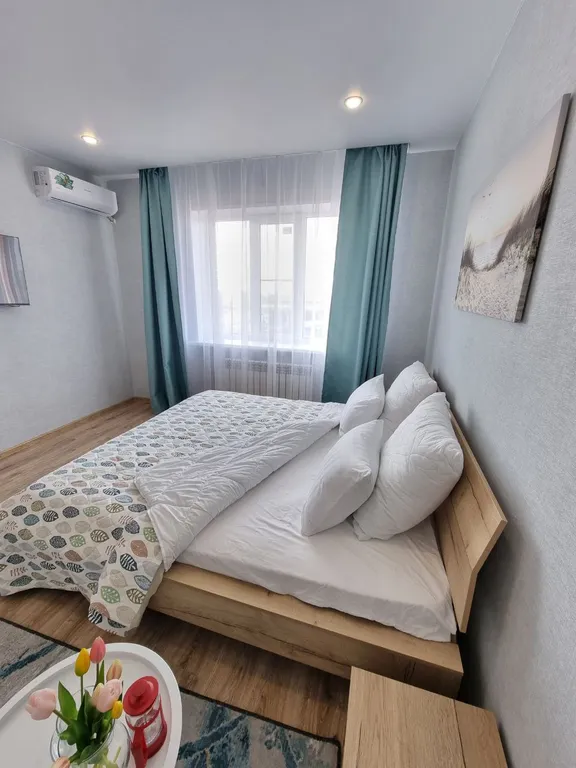 Стильная однокомнатная квартира для пары (Уютный Дом)