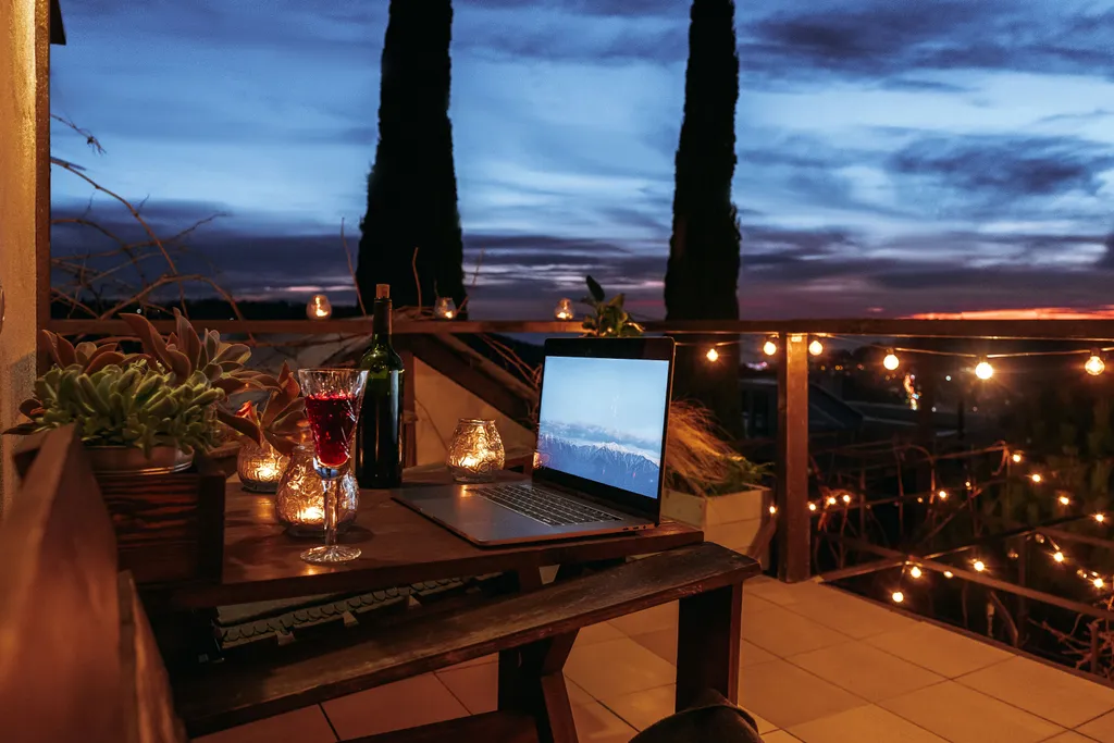 Коттедж Умный дом с кипарисами и видом на море — Сочи