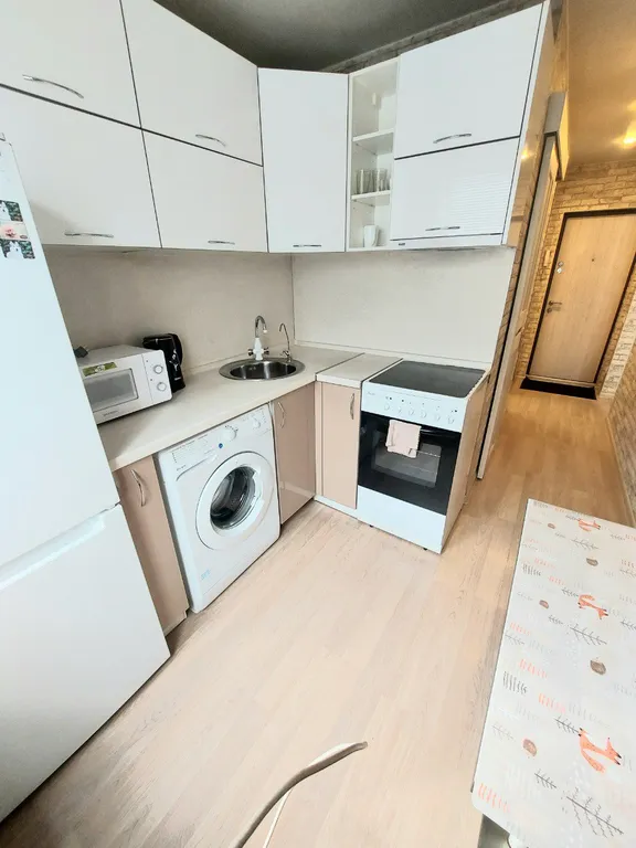 Уютная и светлая квартира на Первой Речке