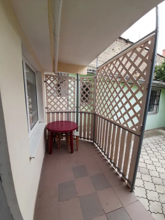 Домик для отдыха в тихом дворе