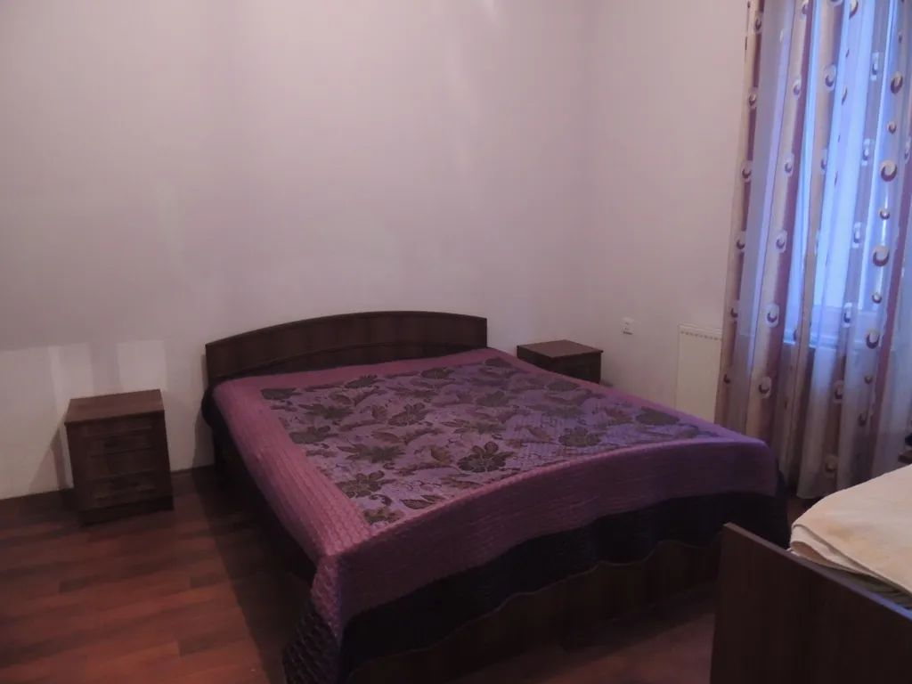 4-комнатная Квартира