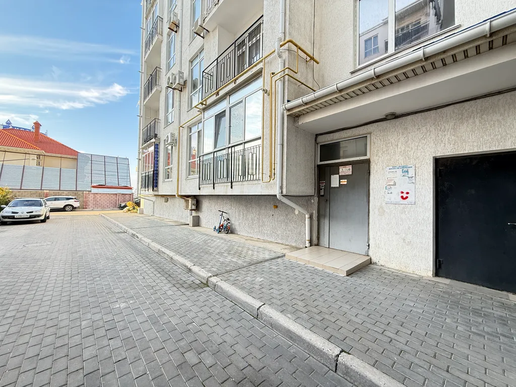 Пляж 5 минут у парка победы