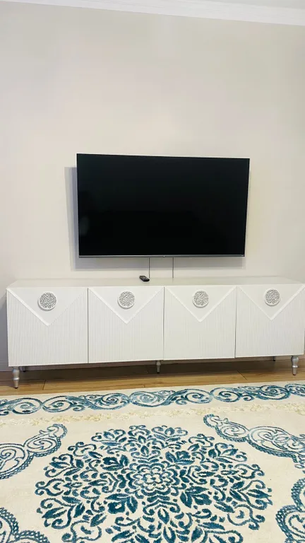 2 комнатная люкс квартира в центре на жк Ауезов