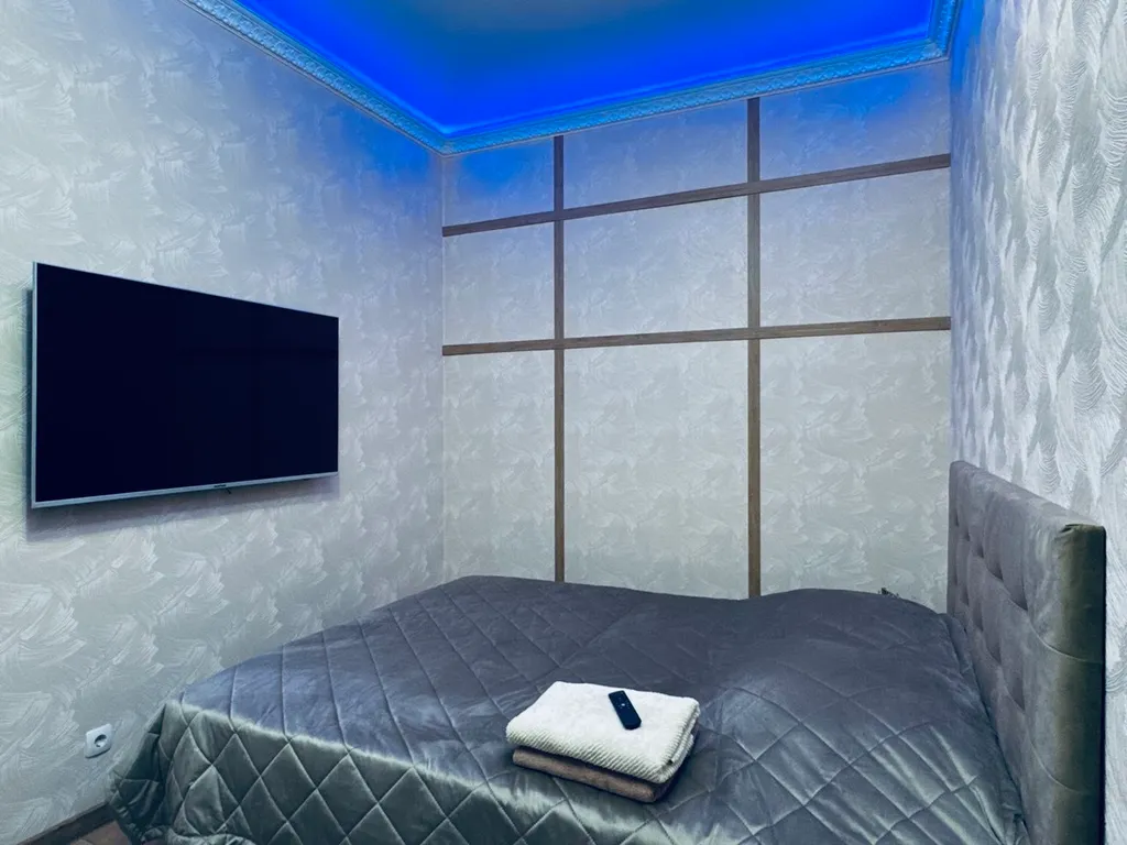 Стильная двухкомнатная квартира в центре города, рядом дворец спорта