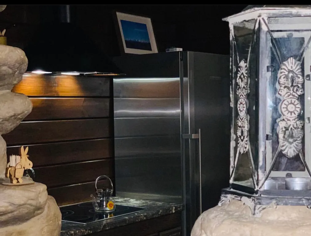 6-комнатная Квартира