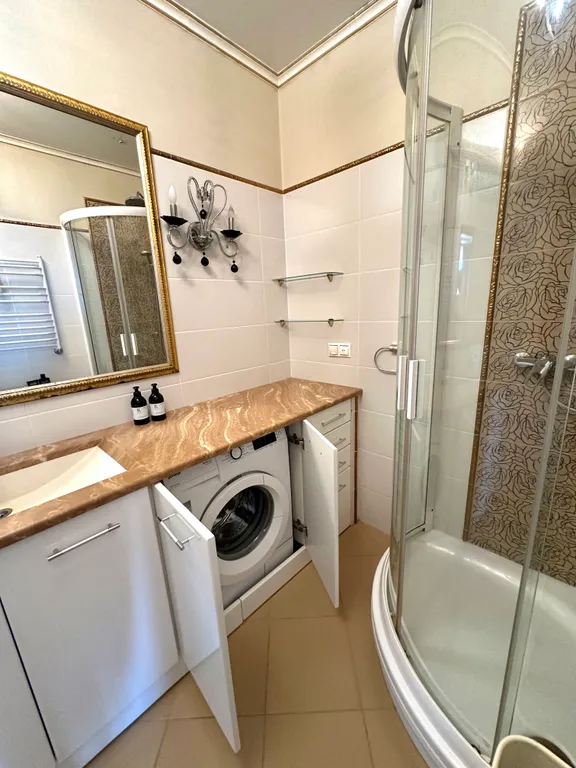 Уютная, просторная квартира рядом с центром города