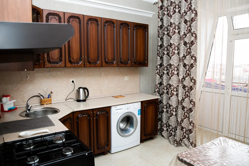 Квартира Квартира Анти-Отель на 3чел. 1комн.кв. 10этаж, код-127 — Махачкала