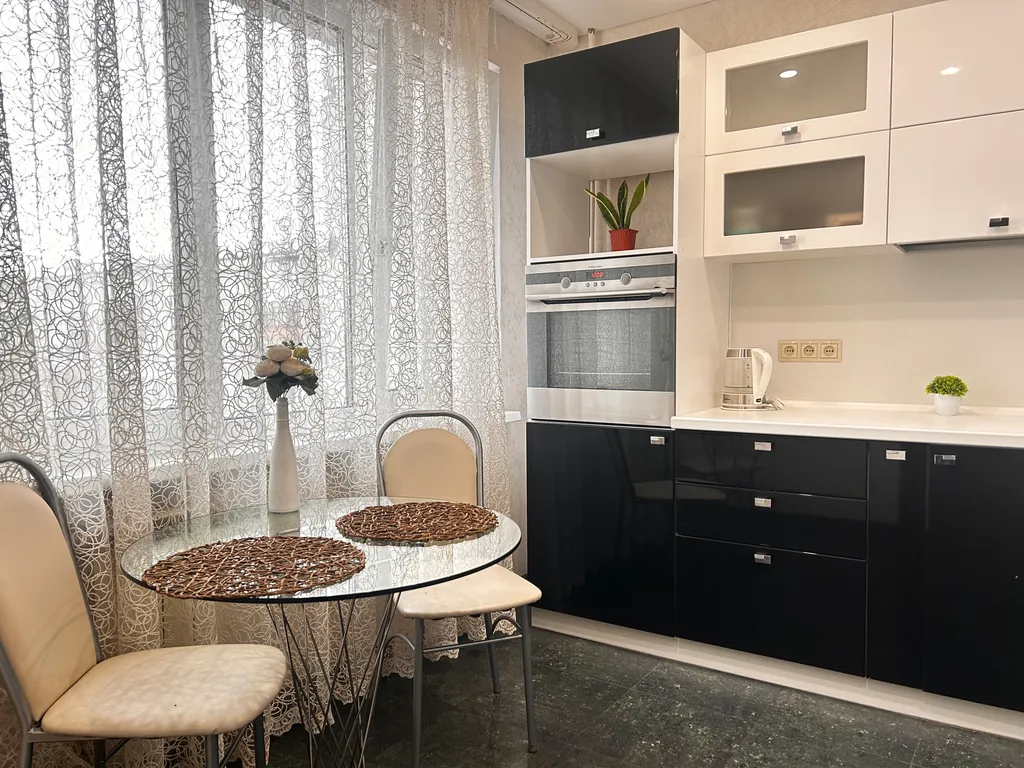 Уютная чистая квартира в районе гефест — аренда посуточно в Ангарск