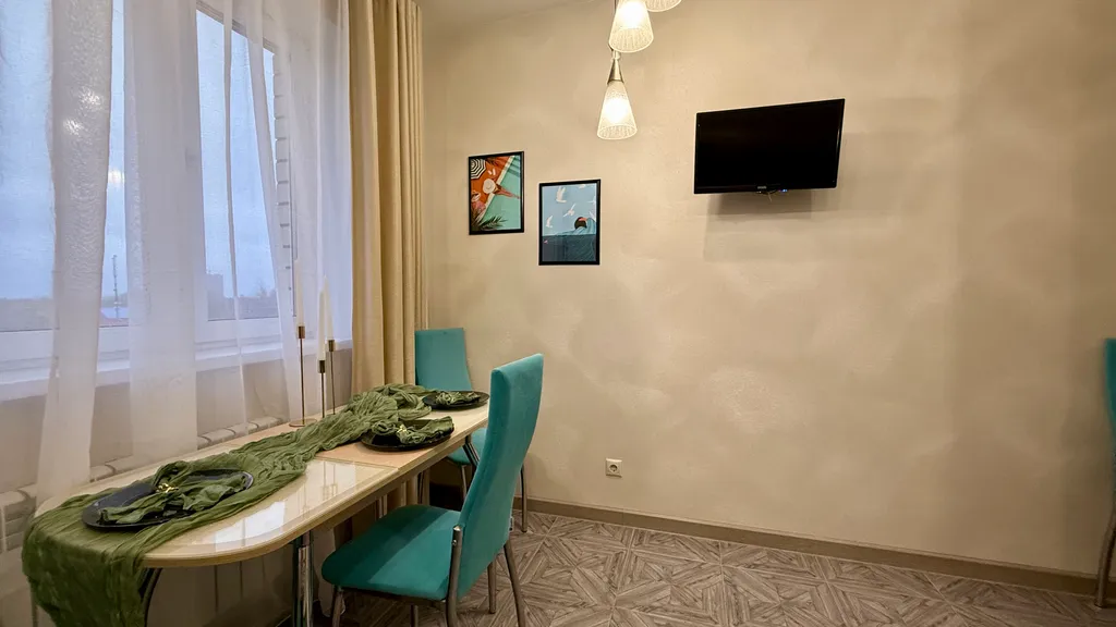 Просторная двушка у М-2